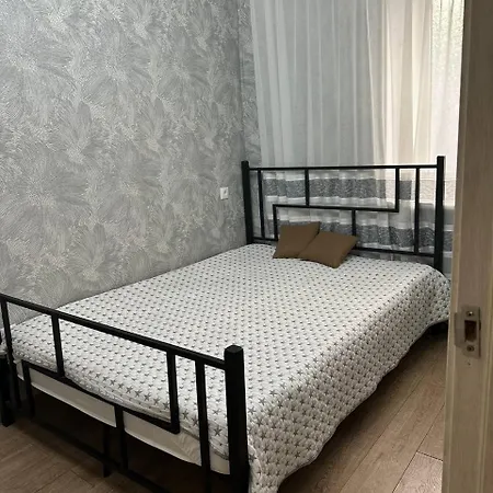 Apartment в центрі, біля жд, одеський дворик *
