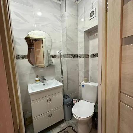 Apartment в центрі, біля жд, одеський дворик *